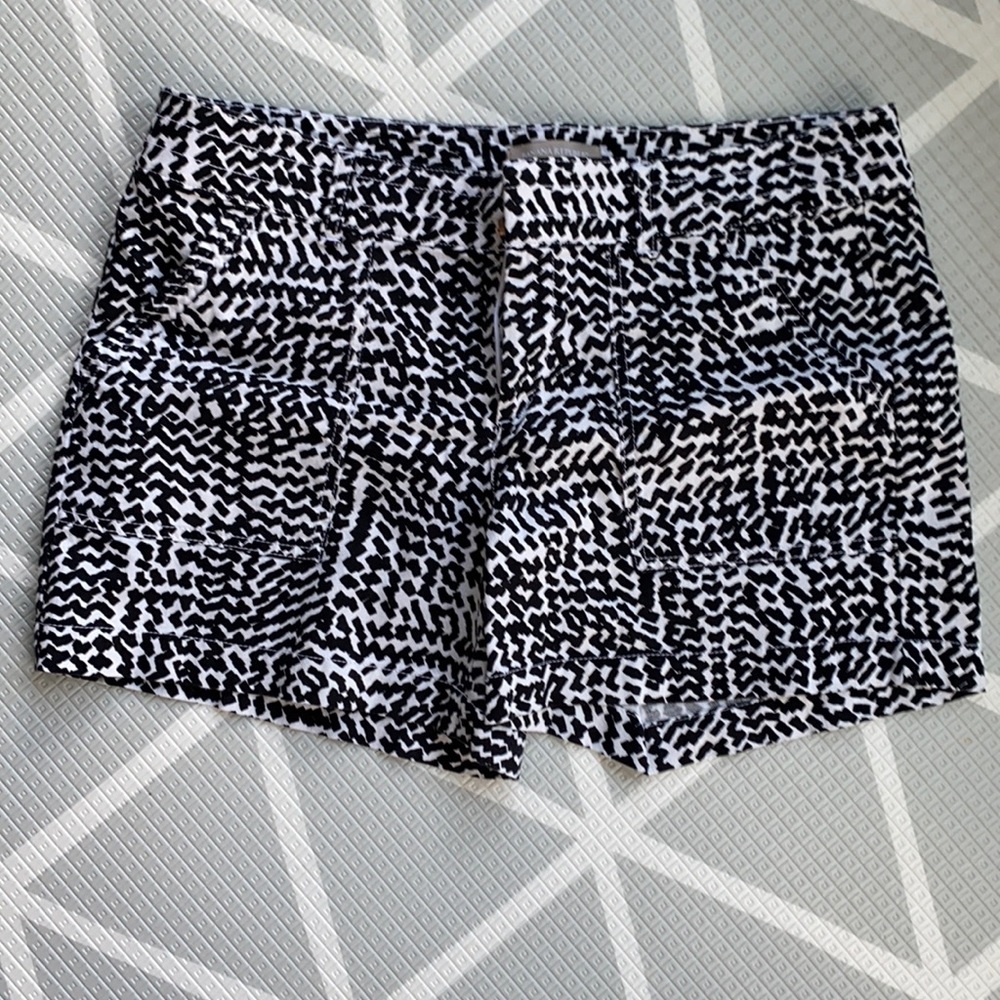 Banana Republic Short Size 10 NWOT